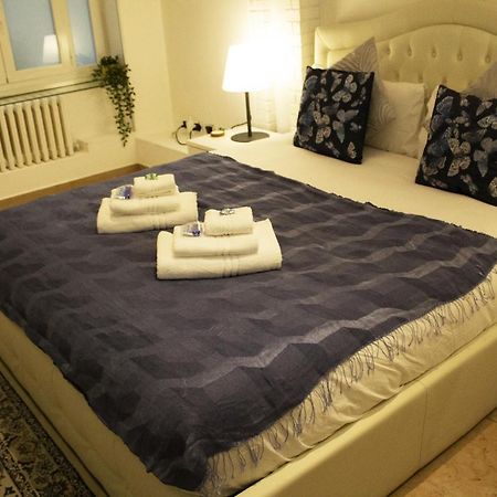 Bed and Breakfast Naviglio81 Милан Экстерьер фото