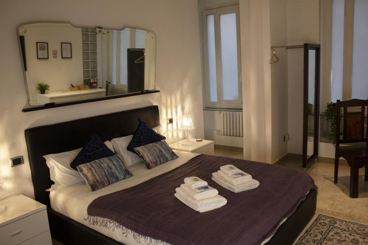 Bed and Breakfast Naviglio81 Милан Экстерьер фото